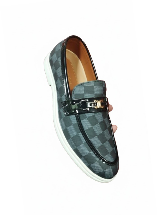 Stylish Checkered Slip-On Loafer with Metal Buckle